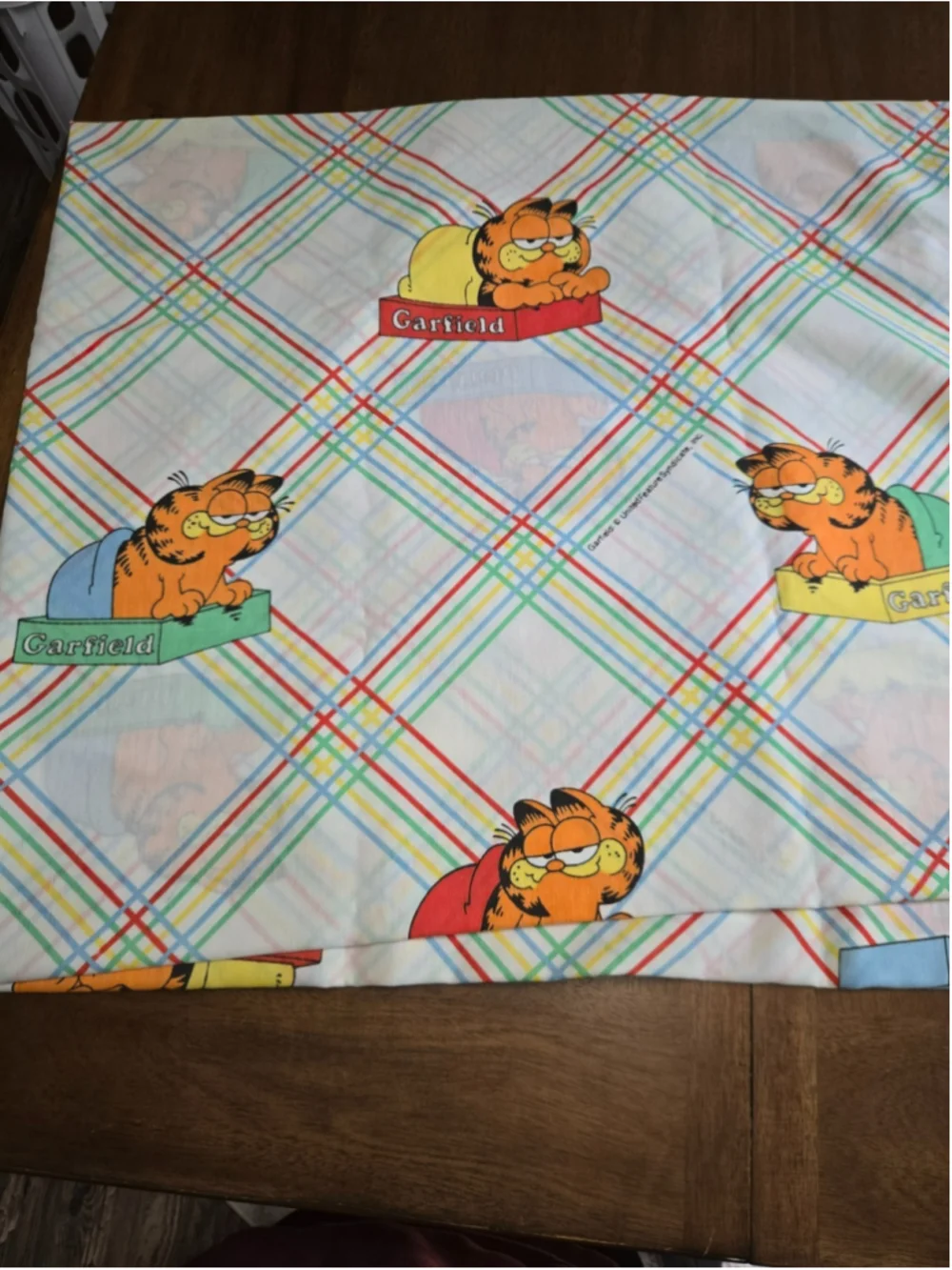 Vintage 1978 GARFIELD THE CAT Twin Size Flat Bed Sheet Nice Colors Used Striped